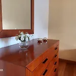 בית אירוח Quartos Em Paradise *
