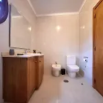 Quartos Em Paradise בית אירוח
